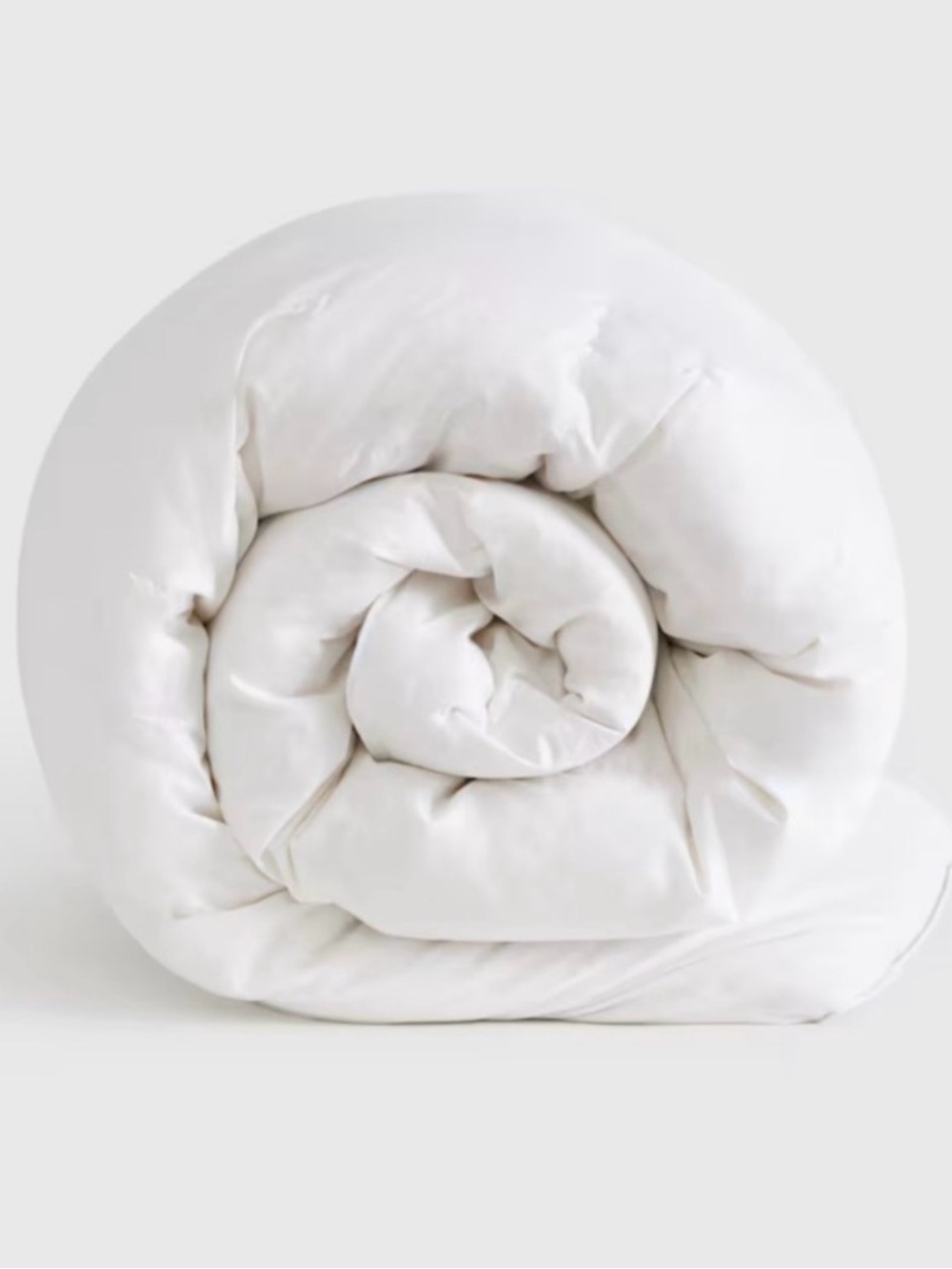 NWOT QUINCE Premium Down Comforter All Season Full/Queen